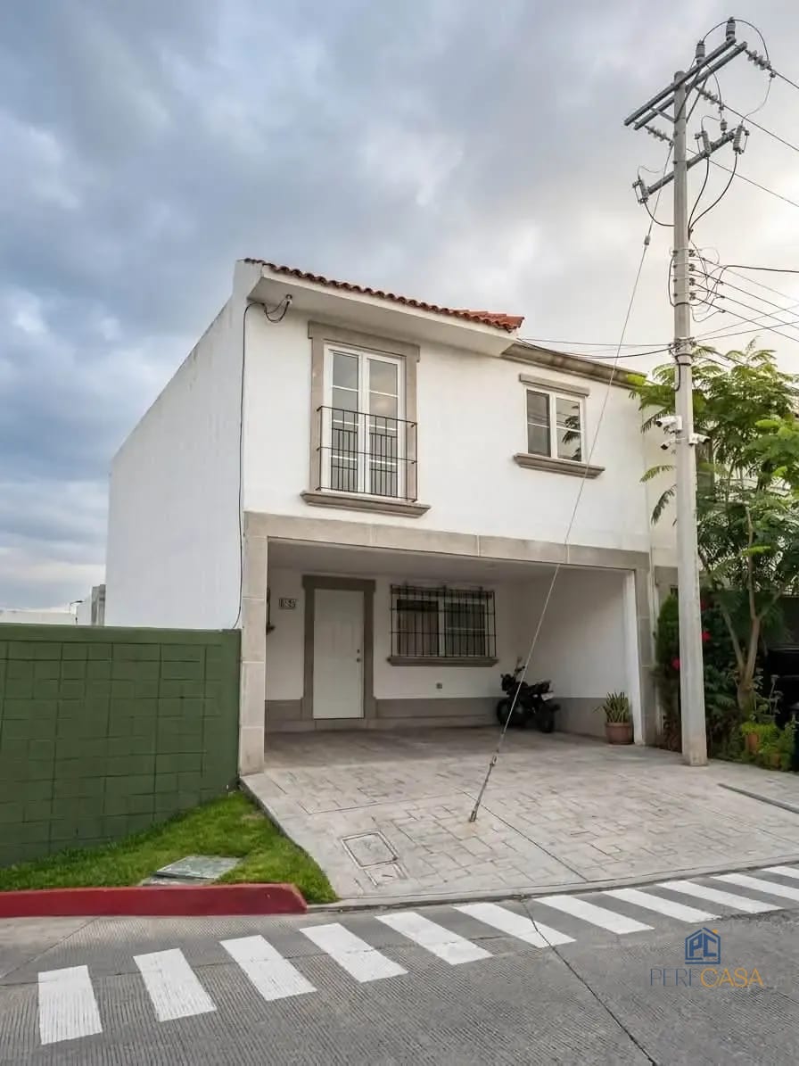 Casa en VENTA "EXCELENTE PRECIO" Fuentes del Valle Norte — Casa en Venta en Zona 18, Guatemala, Ciudad — foto 1 de 9