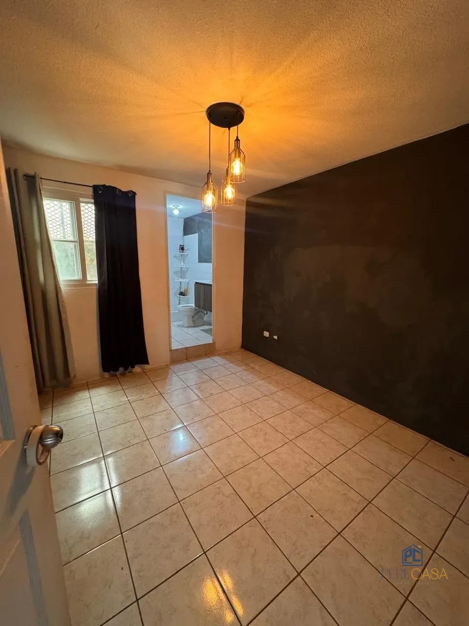 Casa en Venta – Condado de las Fuentes, Zona 18 — Casa en Venta en Zona 18, Guatemala, Ciudad — foto 2 de 11