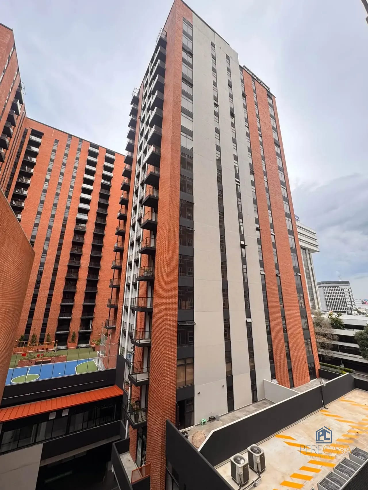 Apartamento en venta - MODRA z4 — Apartamento en Venta en Modra, Zona 4, Guatemala, Ciudad — foto 1 de 13