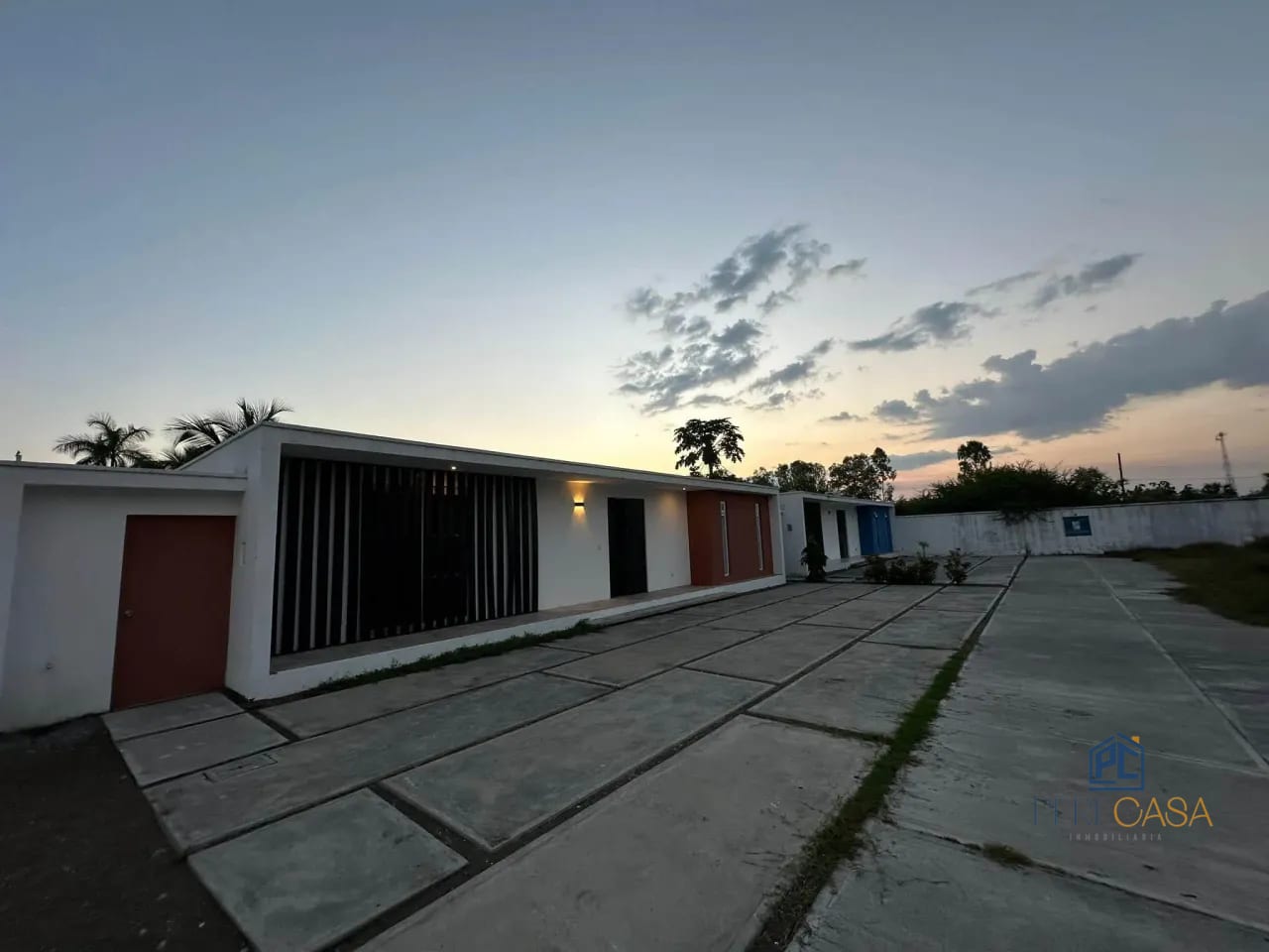 Chalet en Venta y con Finos Acabados, KM 8.5 Hacia Monterrico — Casa vacacional en Venta en Taxisco, Santa Rosa — foto 1 de 16