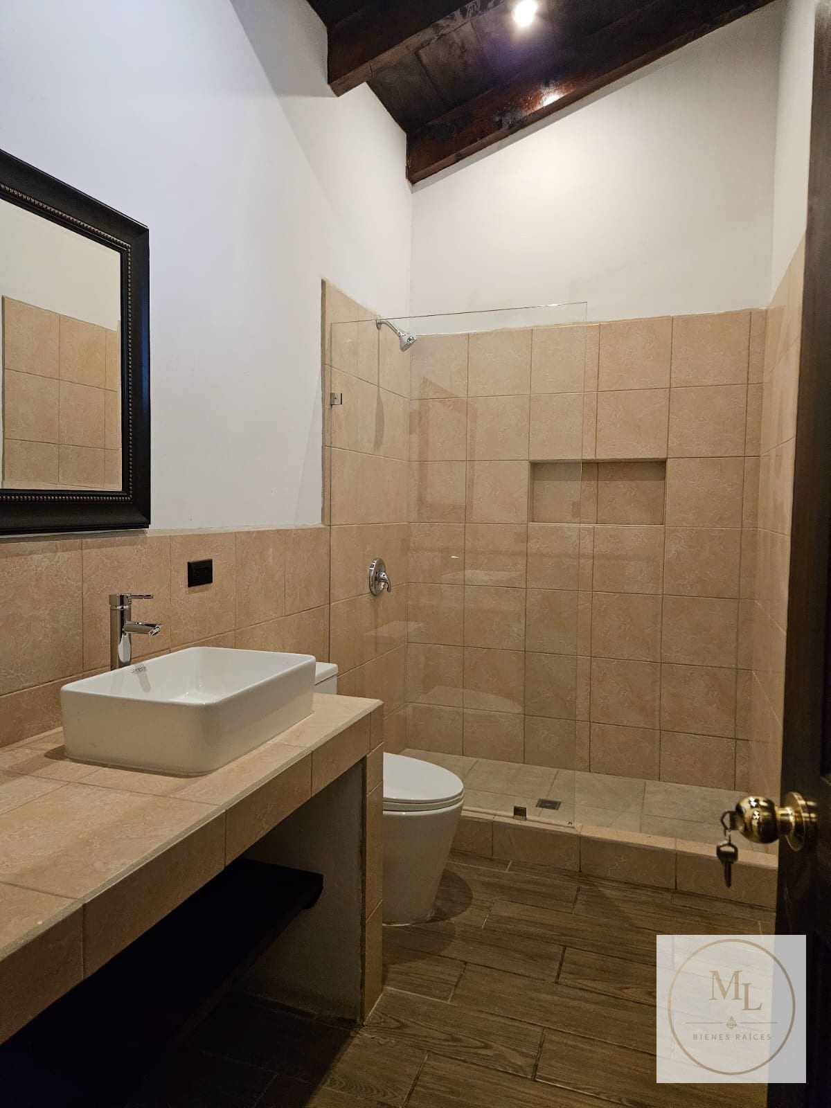 Antigua Garden Casa en Venta para Estrenar — Casa en Venta en Alotenango, Sacatepéquez — foto 12 de 13