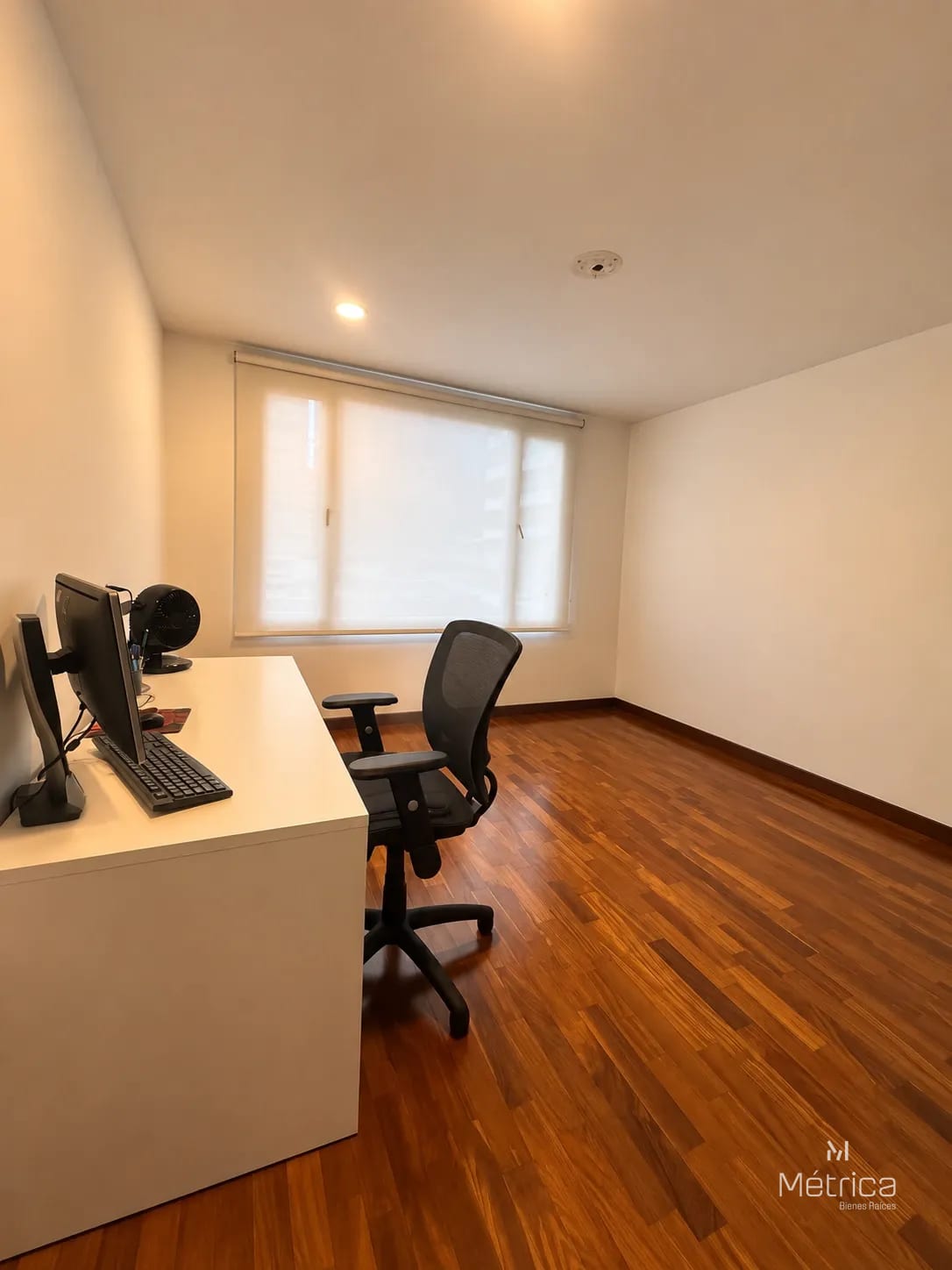 Centrico Apartamento en Aria zona 10 — Apartamento en Venta en Zona 10, Guatemala, Ciudad — foto 4 de 7