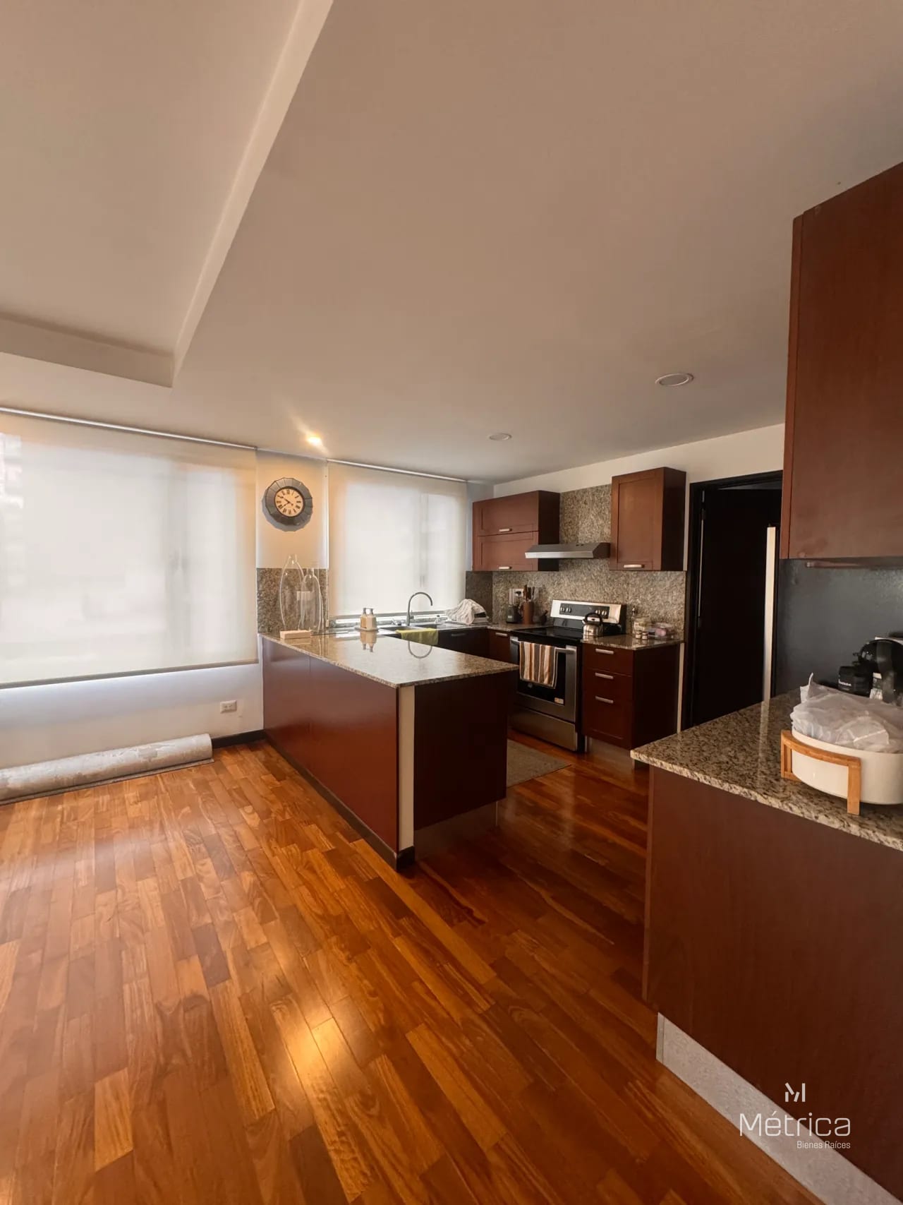 Centrico Apartamento en Aria zona 10 — Apartamento en Venta en Zona 10, Guatemala, Ciudad — foto 6 de 7
