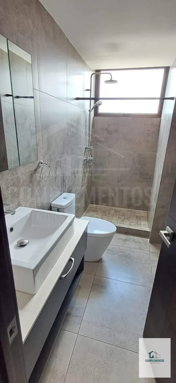 Urbana, Apartamento en Renta zona 10, 2hab. 87.50 m2. — Apartamento en Alquiler en Urbana, Zona 10, Guatemala, Ciudad — foto 5 de 9
