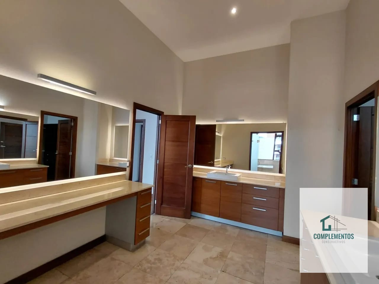 Matisse II, Apartamento en Renta en zona 14, 4hab. 585m² — Apartamento en Alquiler en Matisse, Zona 14, Guatemala, Ciudad — foto 4 de 11