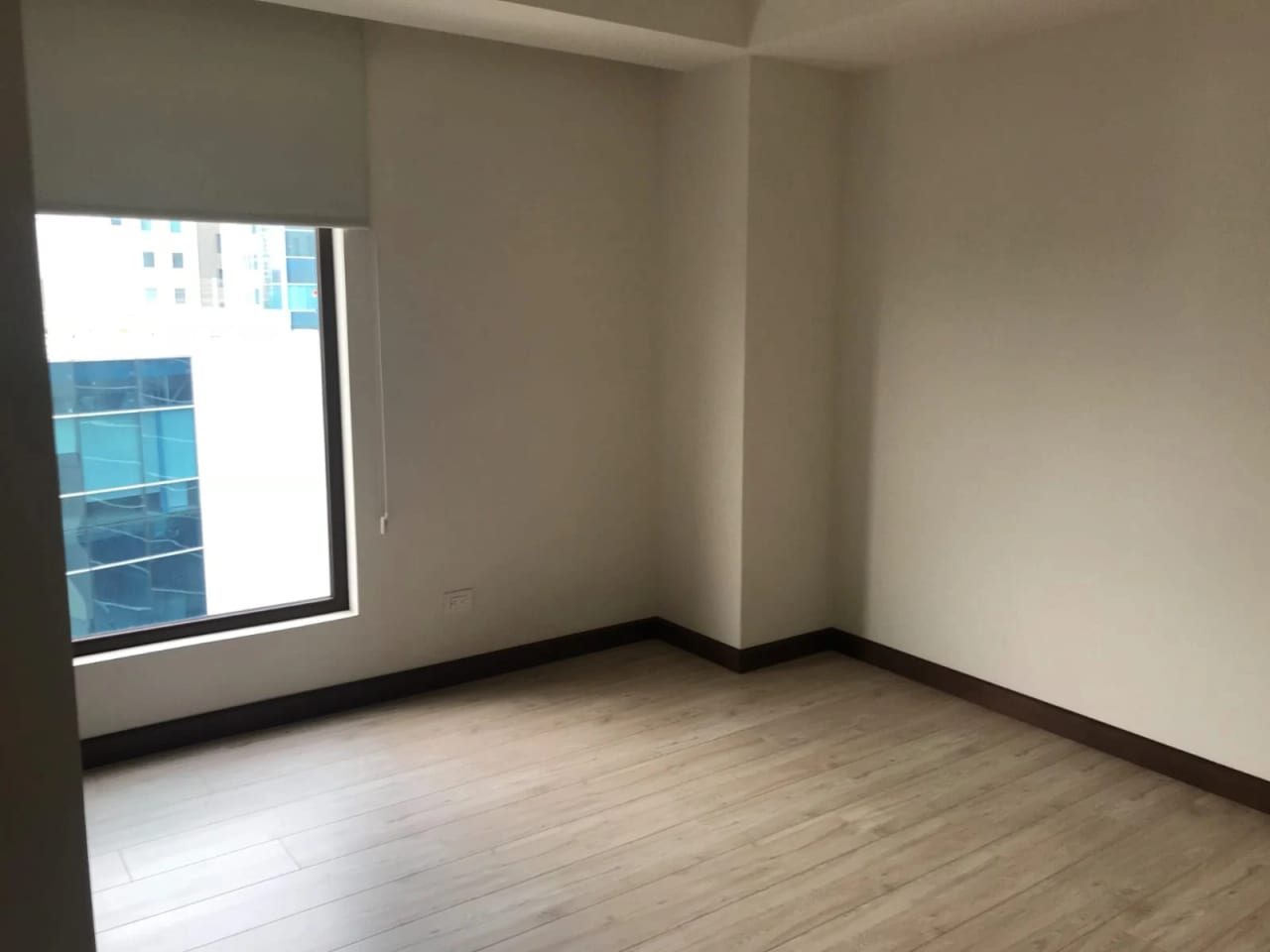 VENDO / RENTO APARTAMENTO EN EDIFICIO VEINTI4 ZONA 10 — Apartamento en Alquiler en Veinti4, Zona 10, Guatemala, Ciudad — foto 6 de 17