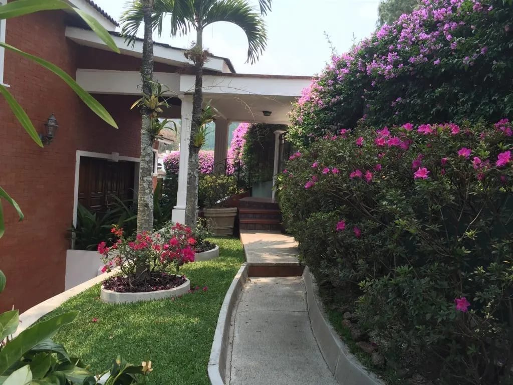 VENDO AMPLIA CASA EN ELGIN II ZONA 13 +1 — Casa en Venta en Elgin, Zona 13, Guatemala, Ciudad — foto 7 de 17