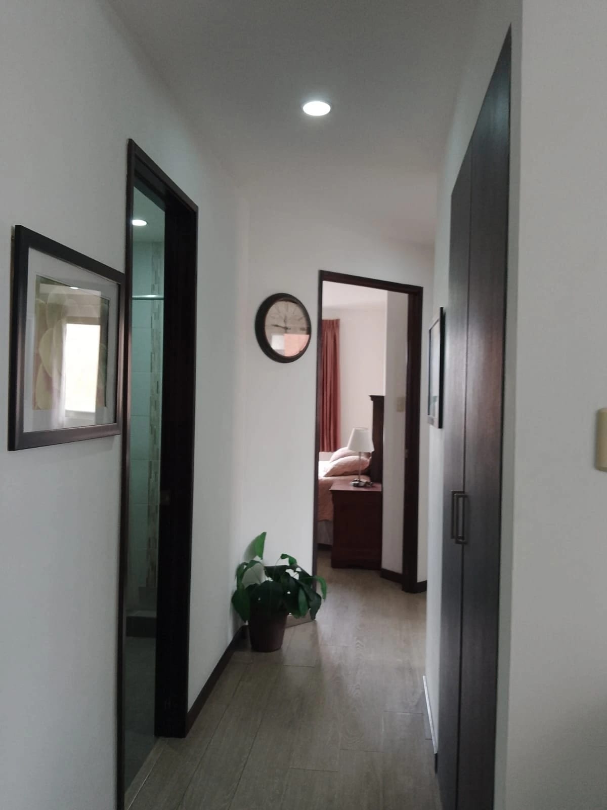 APARTAMENTO EN RENTA o VENTA EDIFICIO NEO ZONA 10 — Apartamento en Venta en Neo Apartamentos, Zona 10, Guatemala, Ciudad — foto 5 de 13