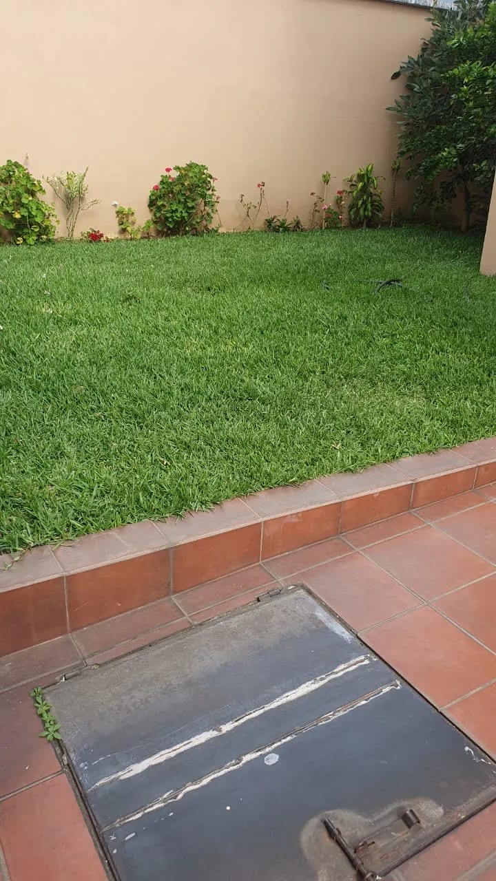 CASA EN VENTA EN LA EXCLUSIVA COLONIA JARDINES DE SAN ISIDRO ZONA 16 — Casa en Venta en Jardines de San Isidro, Zona 16, Guatemala, Ciudad — foto 3 de 17