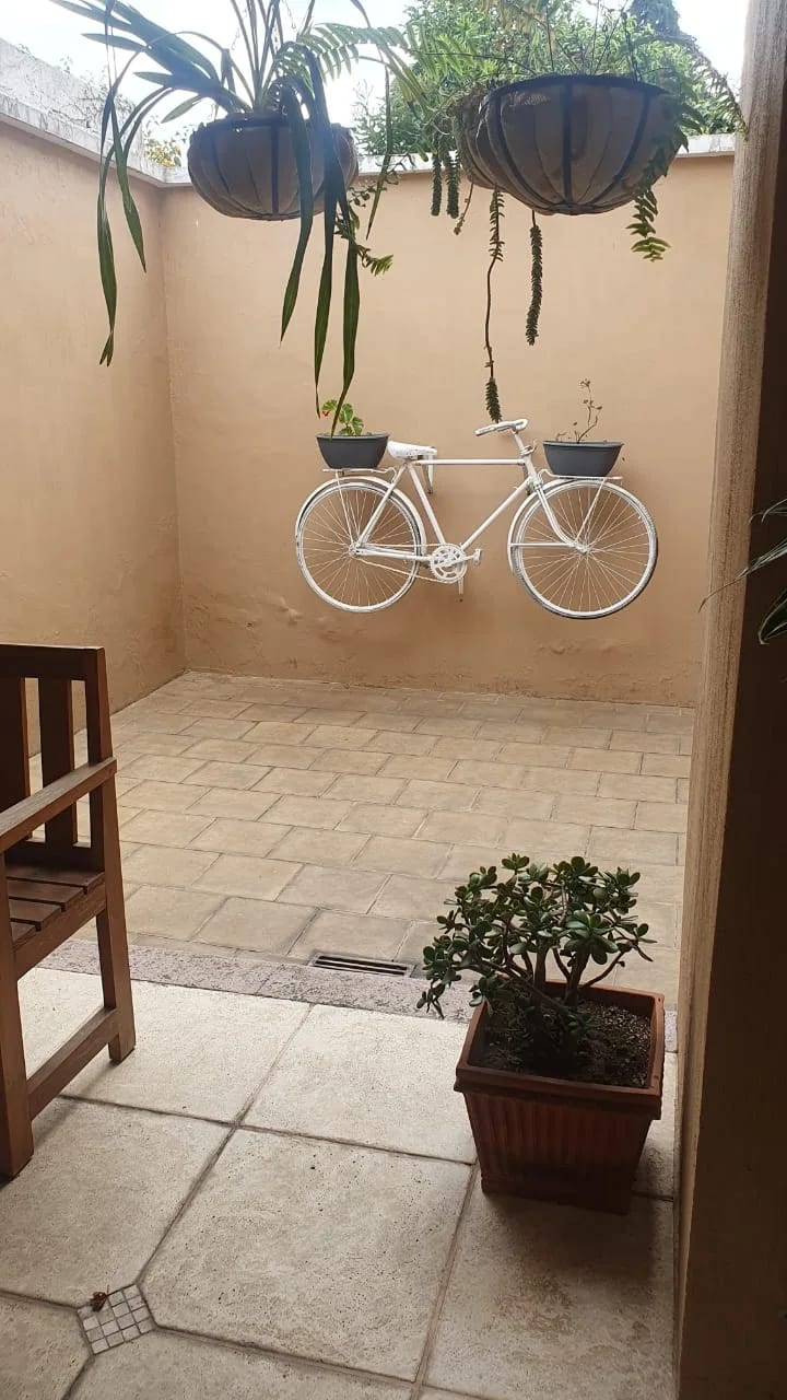 CASA EN VENTA EN LA EXCLUSIVA COLONIA JARDINES DE SAN ISIDRO ZONA 16 — Casa en Venta en Jardines de San Isidro, Zona 16, Guatemala, Ciudad — foto 13 de 17