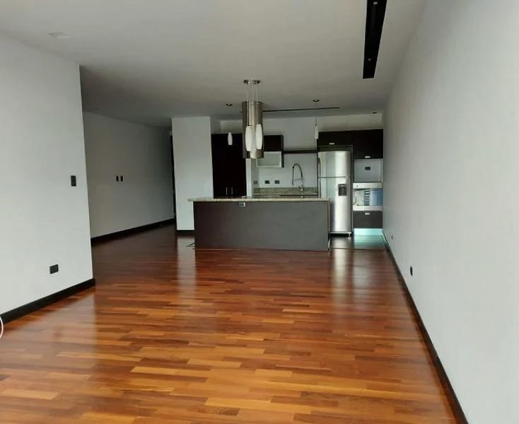 Apartamento en Venta, Amplio E Iluminado en Edificio Midori Vh I Zona — Apartamento en Venta en Midori, Zona 15, Guatemala, Ciudad — foto 2 de 8