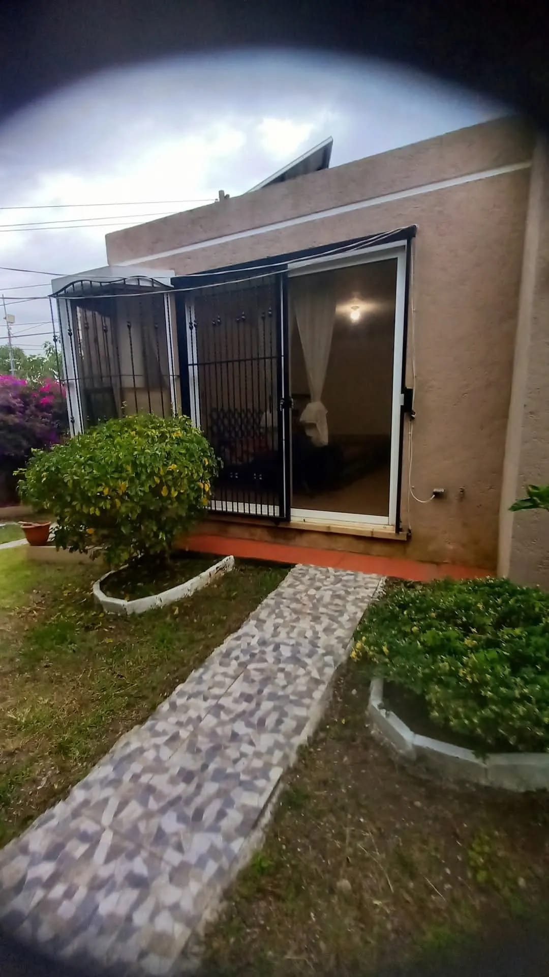 Casa de un Nivel en Venta en KM 18 Carretera a Le Salvdor en Condomini — Casa en Venta en Carretera a El Salvador, Guatemala, Ciudad — foto 2 de 17