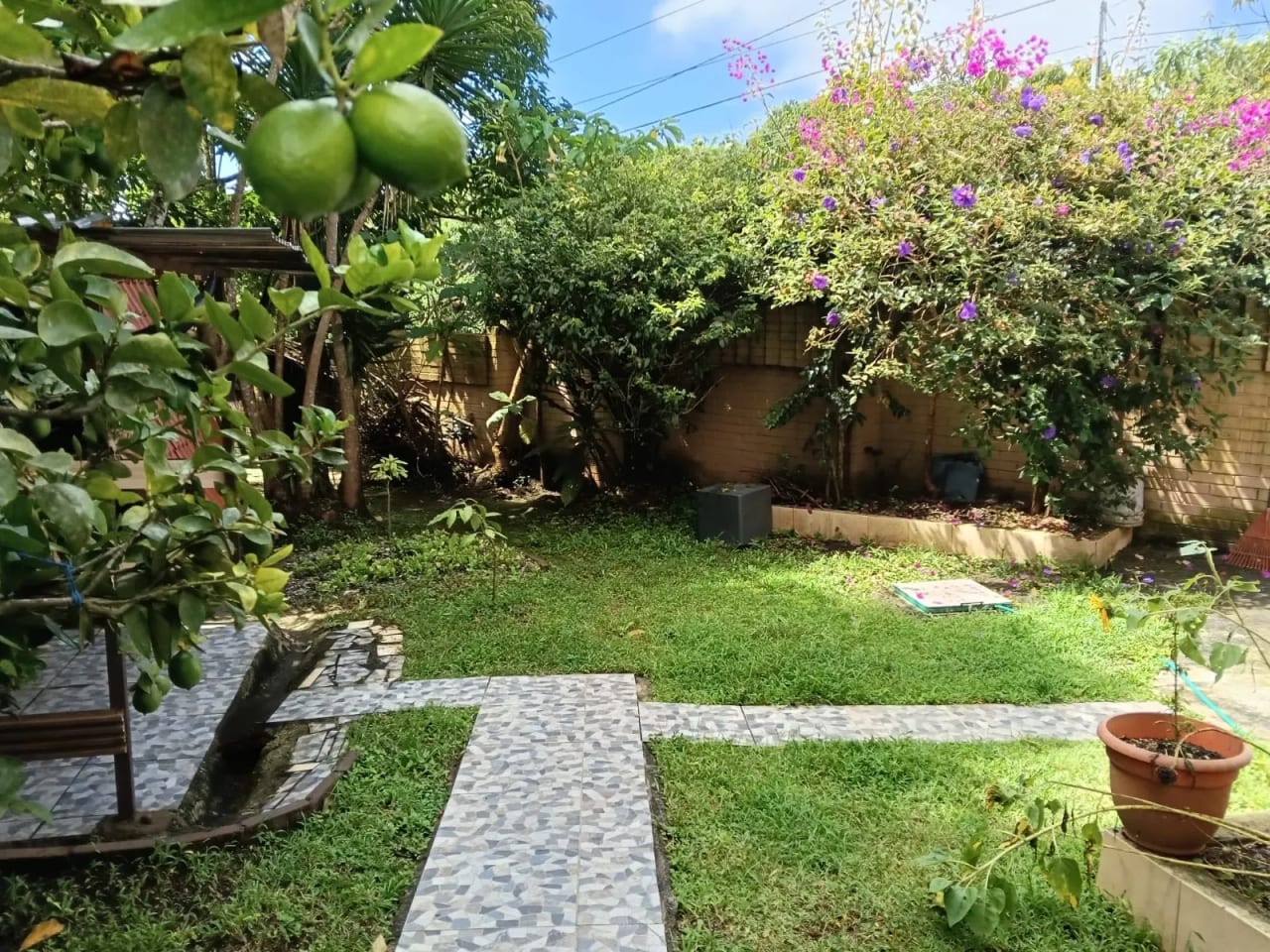 Casa de un Nivel en Venta en KM 18 Carretera a Le Salvdor en Condomini — Casa en Venta en Carretera a El Salvador, Guatemala, Ciudad — foto 1 de 17