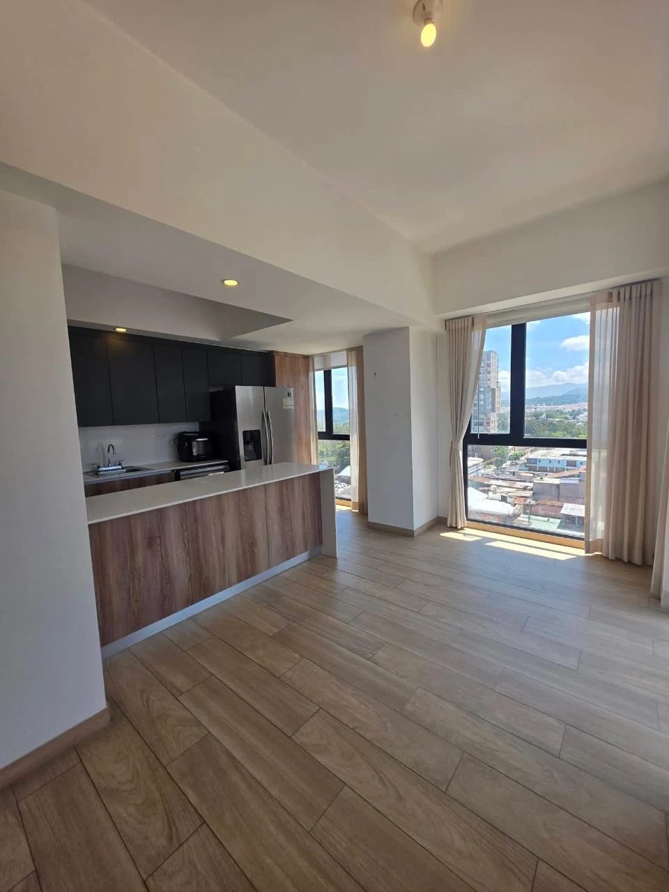 Apartamento en Venta y Renta, Zona 10 en Edificio Meraki +1 — Apartamento en Venta en Meraki Z10, Zona 10, Guatemala, Ciudad — foto 1 de 14