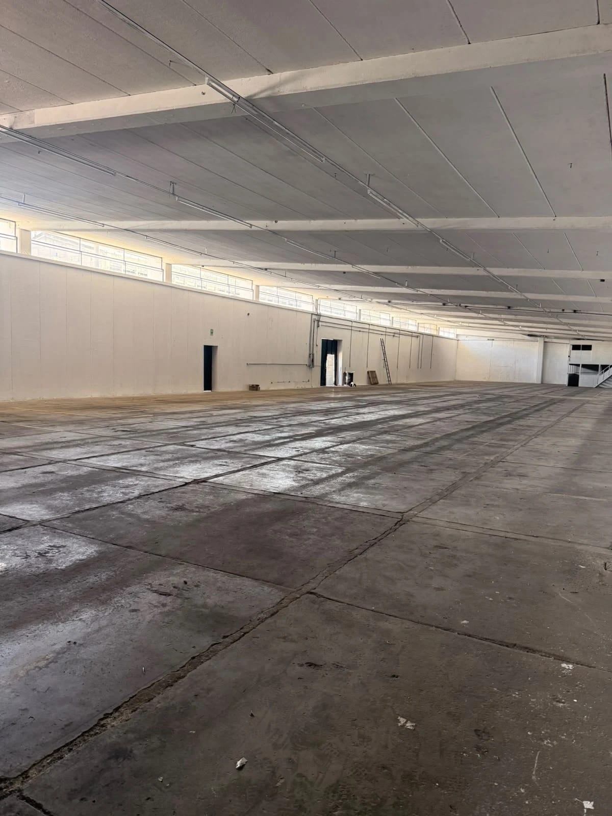 3 Amplias Bodegas en Alquiler a Media Cuadra de la Petapa desde $9,900 — Bodega / Ofibodega en Alquiler en Zona 12, Guatemala, Ciudad — foto 4 de 17