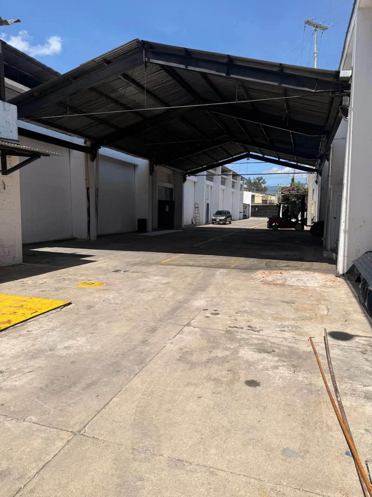 3 Amplias Bodegas en Alquiler a Media Cuadra de la Petapa desde $9,900 — Bodega / Ofibodega en Alquiler en Zona 12, Guatemala, Ciudad — foto 6 de 17