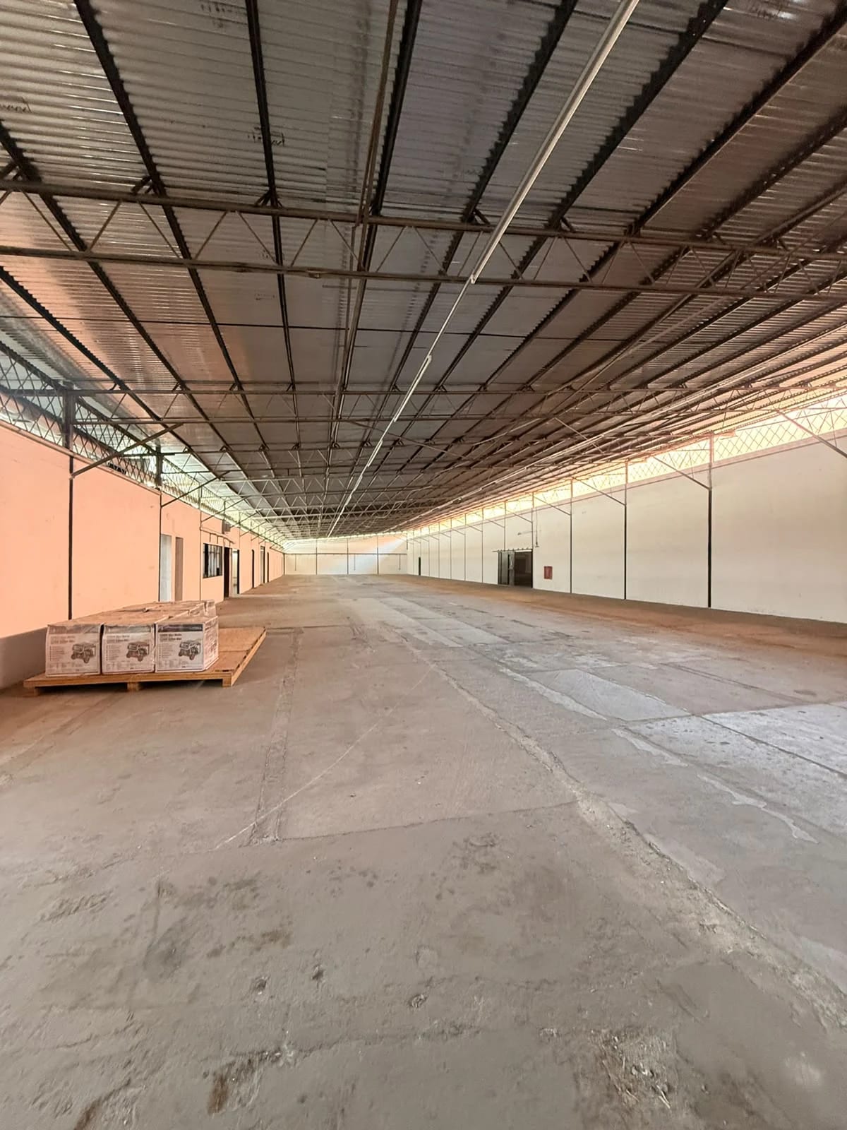 3 Amplias Bodegas en Alquiler a Media Cuadra de la Petapa desde $9,900 — Bodega / Ofibodega en Alquiler en Zona 12, Guatemala, Ciudad — foto 16 de 17