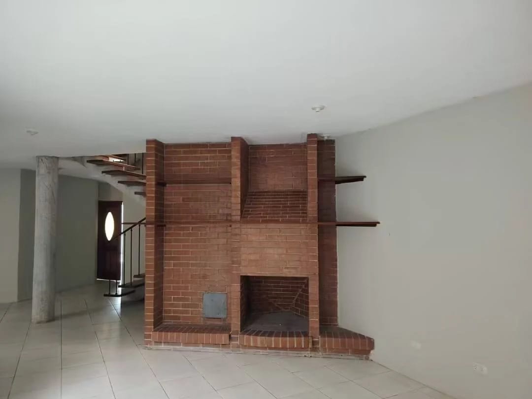 Casa en Venta | Condominio los Manantiales + 1 — Casa en Venta en San José Pinula, Guatemala, Ciudad — foto 9 de 12