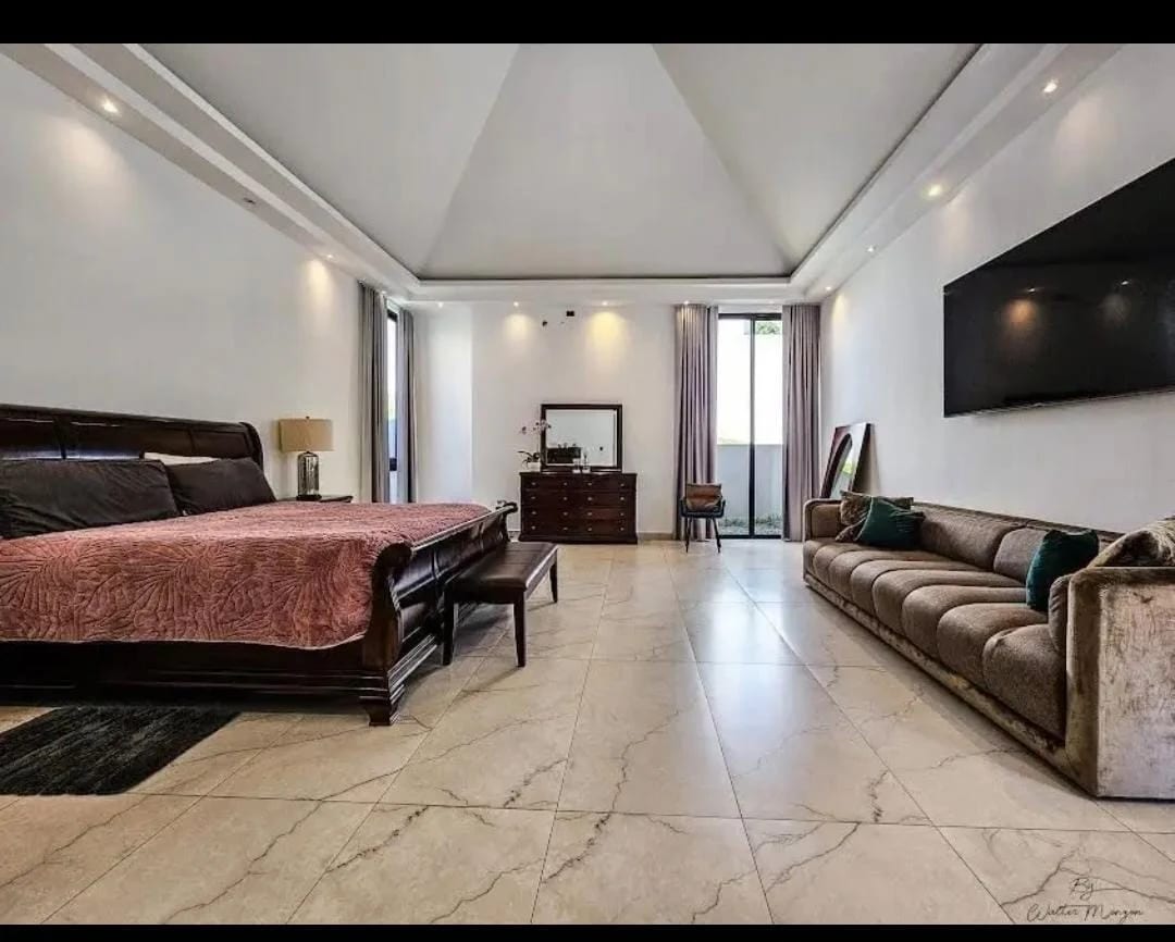 Casa en Venta en Residenciales el Sausalito KM 18.5 a Fraijanes — Casa en Venta en Sausalito, Carretera a El Salvador, Guatemala, Ciudad — foto 5 de 11