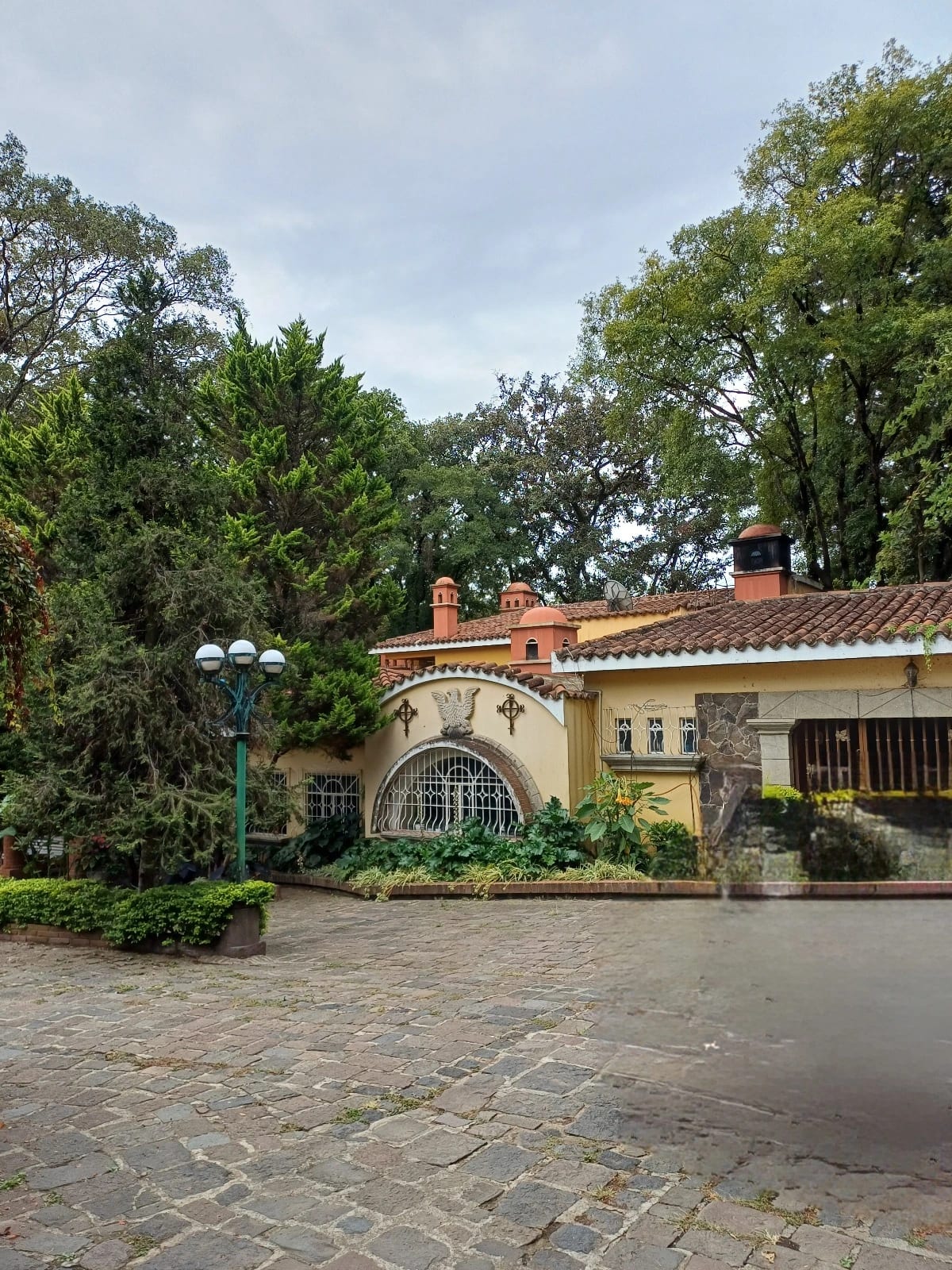 Para Eventos Amplia Casa en Alquiler en el KM. 19.5 a San Lucas — Casa en Alquiler en Zona 1 Mixco, Guatemala, Ciudad — foto 2 de 17