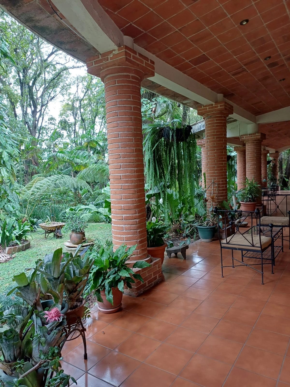 Para Eventos Amplia Casa en Alquiler en el KM. 19.5 a San Lucas — Casa en Alquiler en Zona 1 Mixco, Guatemala, Ciudad — foto 6 de 17
