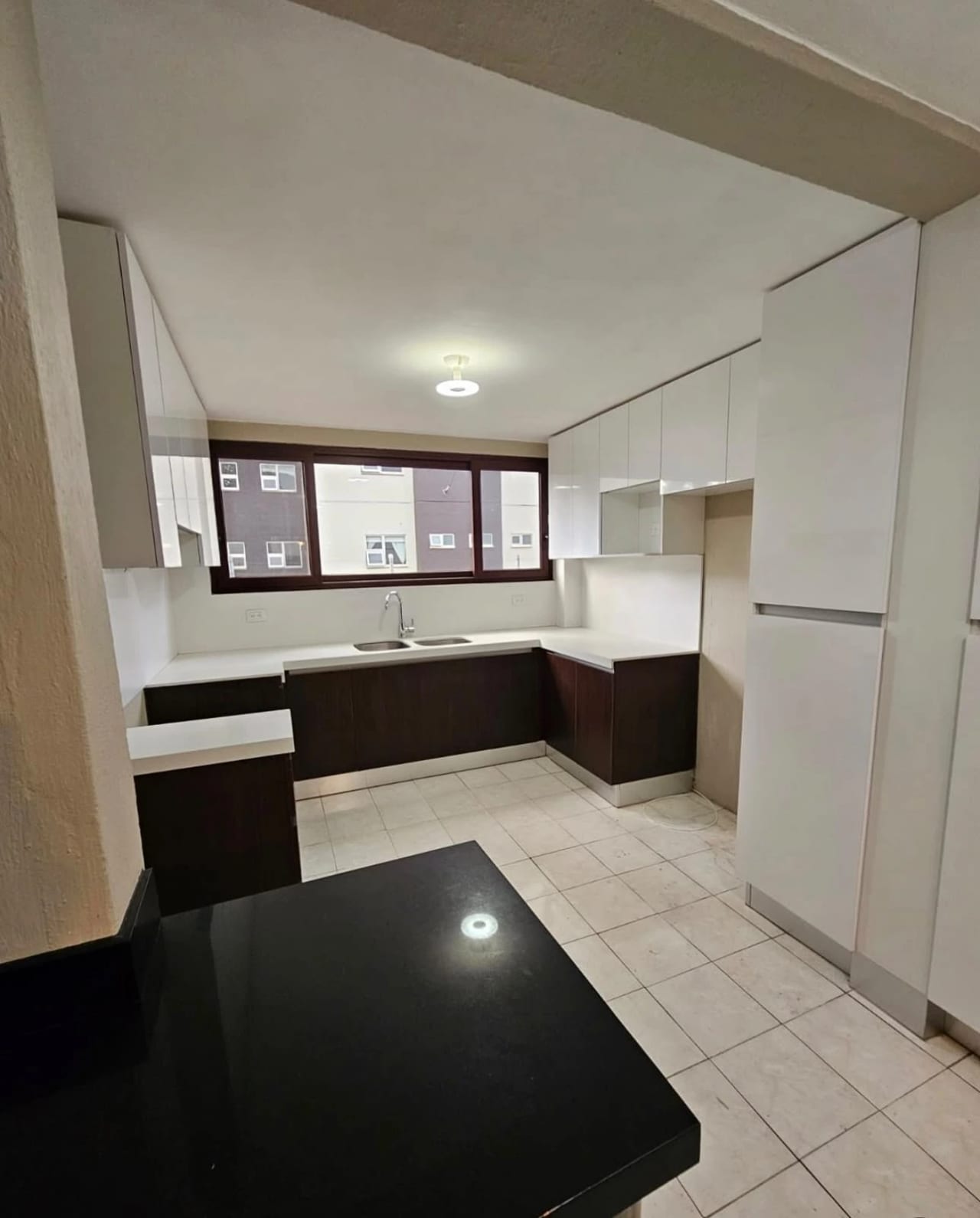 Townhouse en Venta o Alquiler – en Vh 2 Zona 15 + 1 — Apartamento en Venta en Vista Hermosa II, Zona 15, Guatemala, Ciudad — foto 5 de 9