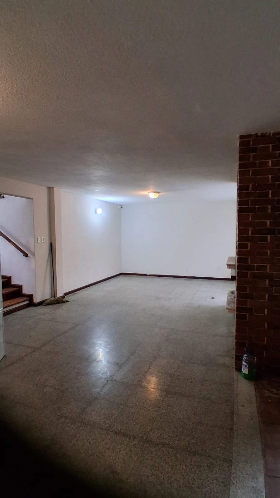 Casa en Renta Zona 10 Colonia Oakland Área: 360 Mts² para Oficinas — Casa en Alquiler en Oakland I, Zona 10, Guatemala, Ciudad — foto 7 de 17