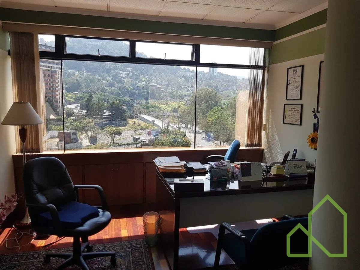 Clínica para compartir en Multimedica, zona 15 — Clínica en Alquiler en Zona 10, Guatemala, Ciudad — foto 1 de 4