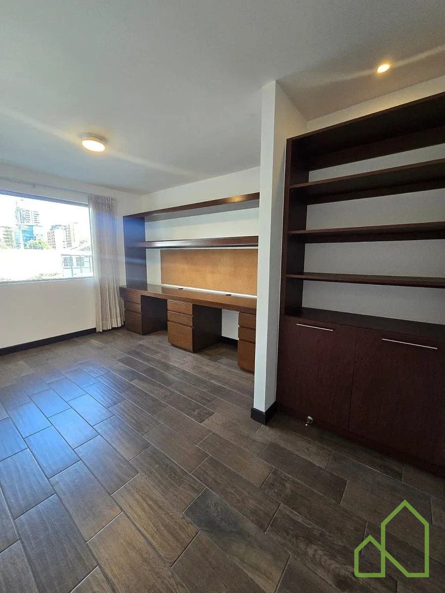 Amplio Apartamento en Renta o Venta en zona 10 — Apartamento en Alquiler en Verona, Zona 10, Guatemala, Ciudad — foto 6 de 9