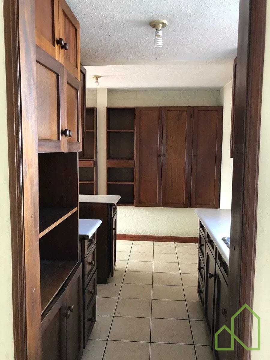 Casa de 1 nivel en Venta en Valles de San Cristóbal — Casa en Venta en Zona 8 Mixco, Guatemala, Ciudad — foto 6 de 9