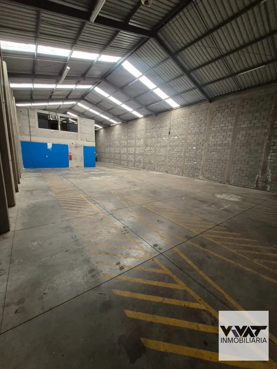 Ofibodega en Renta en San Sebastian, El Naranjo , zona 4 de Mixco — Bodega / Ofibodega en Alquiler en Condado Naranjo, Zona 4 Mixco, Guatemala, Ciudad — foto 2 de 11