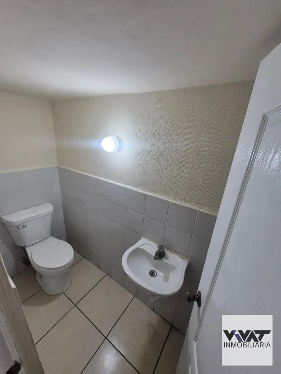 Ofibodega en Renta en San Sebastian, El Naranjo , zona 4 de Mixco — Bodega / Ofibodega en Alquiler en Condado Naranjo, Zona 4 Mixco, Guatemala, Ciudad — foto 7 de 11