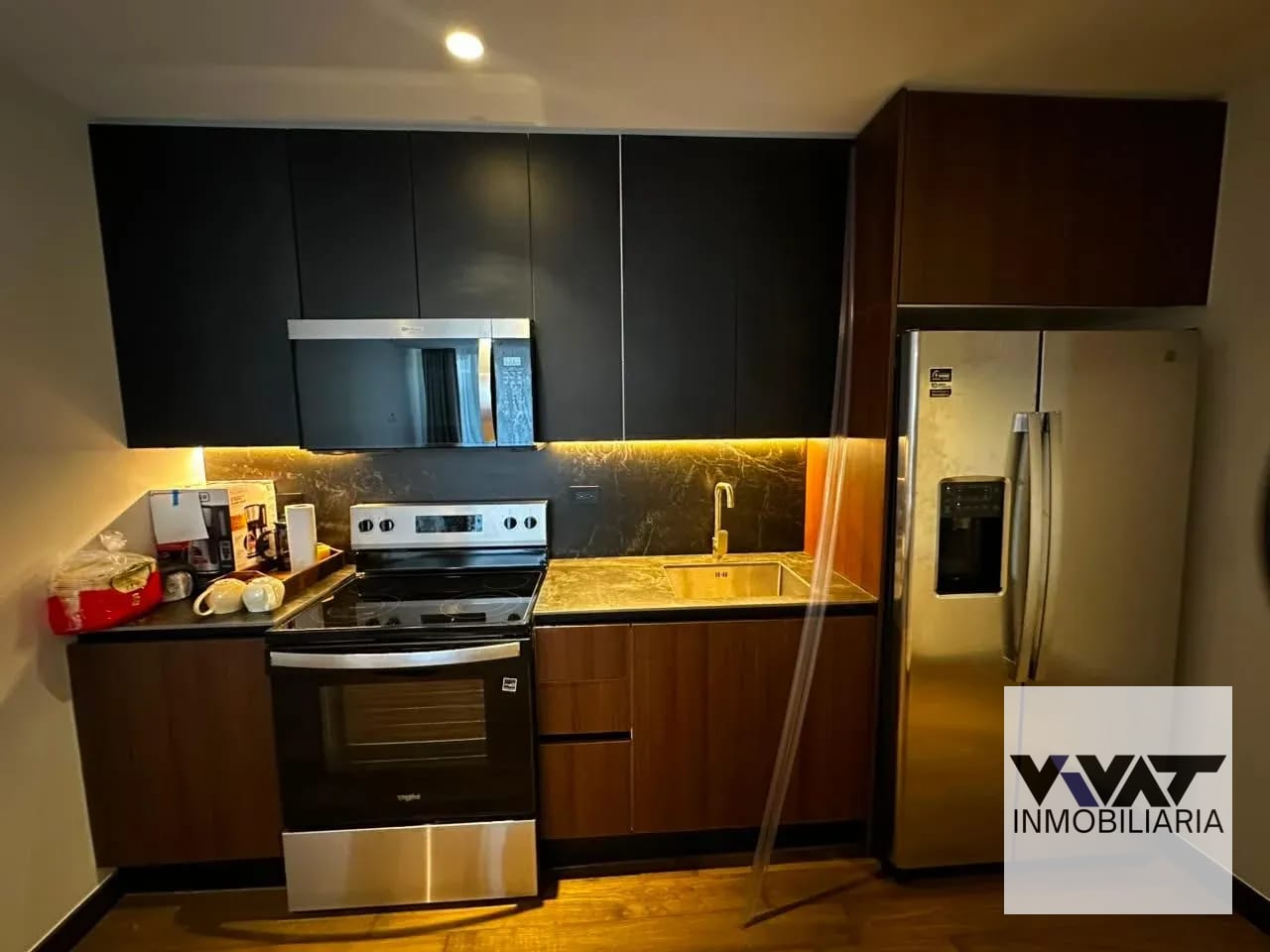 Hermoso Apartamento en Renta en zona 10 — Apartamento en Alquiler en Atarah, Zona 10, Guatemala, Ciudad — foto 2 de 9