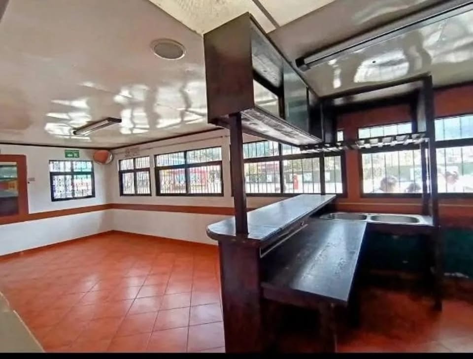 PROPIEDAD COMERCIAL EN VENTA EN MILPAS ALTAS FRENTE CC EL PARADOR — Local en Venta en Magdalena Milpas Altas, Sacatepéquez — foto 6 de 7