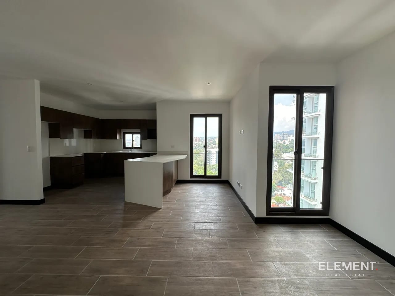 Apartamento en venta - Márques de Oakland z.10 — Apartamento en Venta en Marques de Oakland, Zona 10, Guatemala, Ciudad — foto 3 de 12