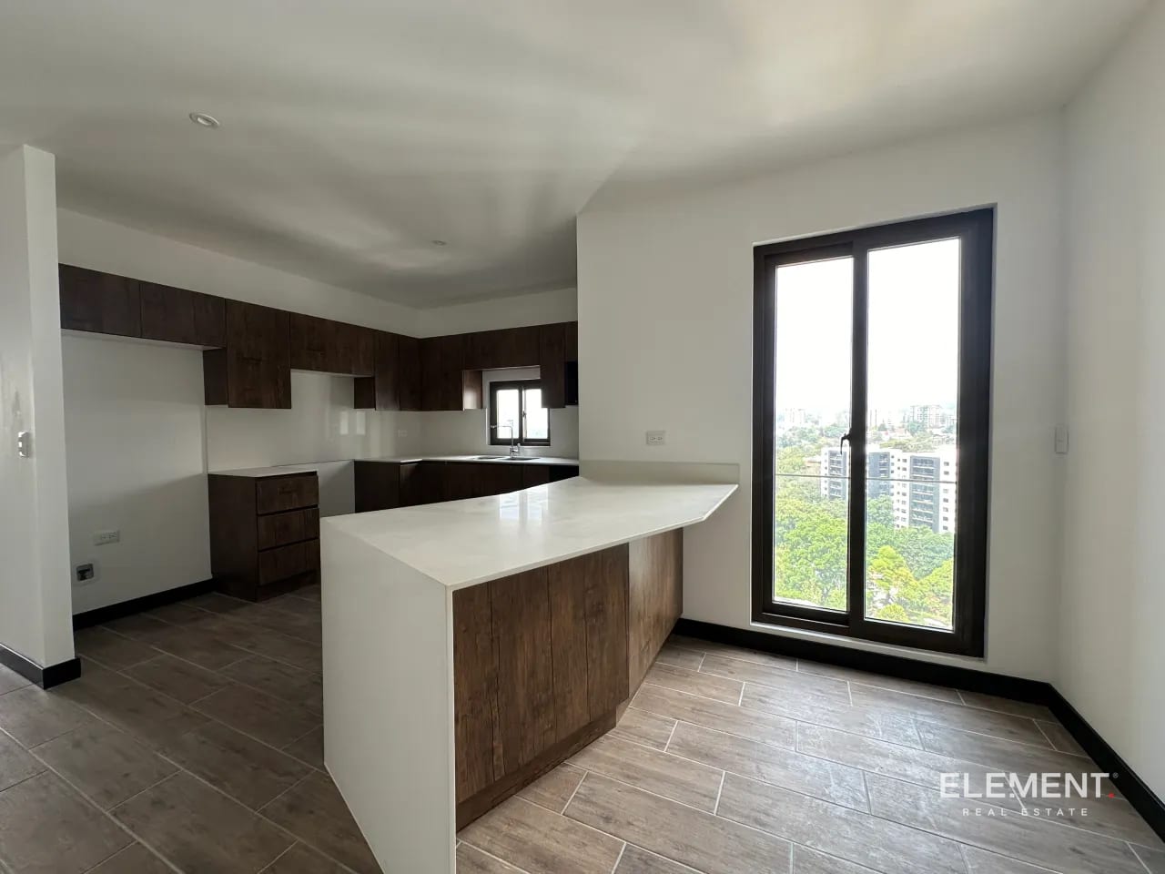 Apartamento en venta - Márques de Oakland z.10 — Apartamento en Venta en Marques de Oakland, Zona 10, Guatemala, Ciudad — foto 4 de 12