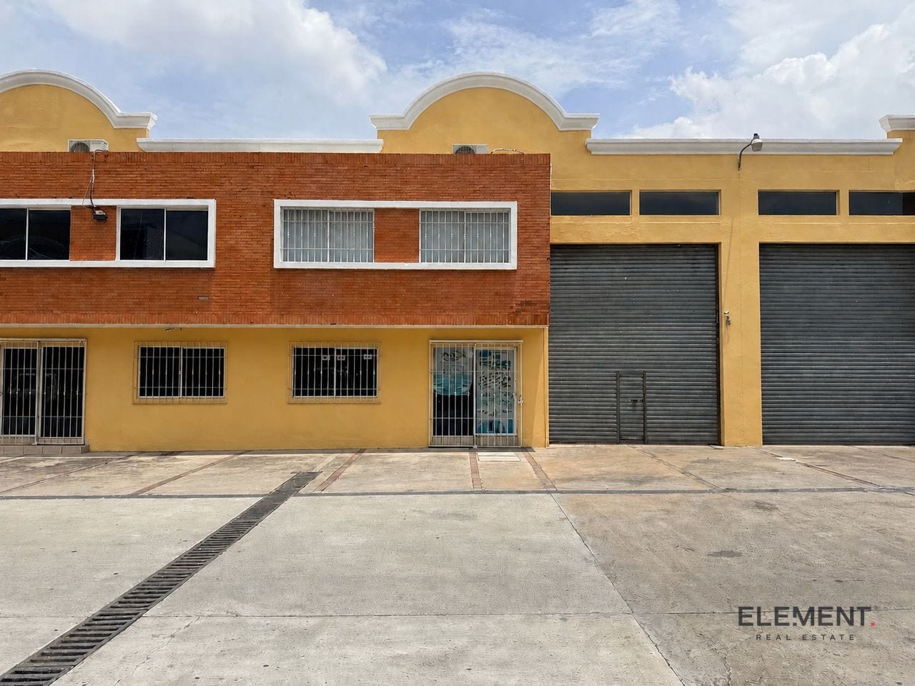 Ofibodega en venta a metros de Calz. Roosevelt dentro de garita — Bodega / Ofibodega en Venta en Zona 3 Mixco, Guatemala, Ciudad — foto 1 de 11