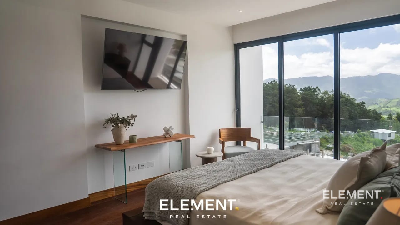 Casa amueblada en venta - El Pulté Ecuestre, Zona 16 — Casa en Venta en El Pulté Ecuestre, Zona 16, Guatemala, Ciudad — foto 11 de 13