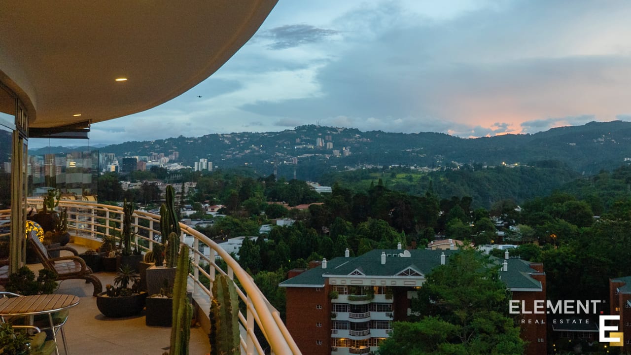 Penthouse en venta - Hamzi, Zona 14 — Apartamento en Venta en Hamzi, Zona 14, Guatemala, Ciudad — foto 1 de 17