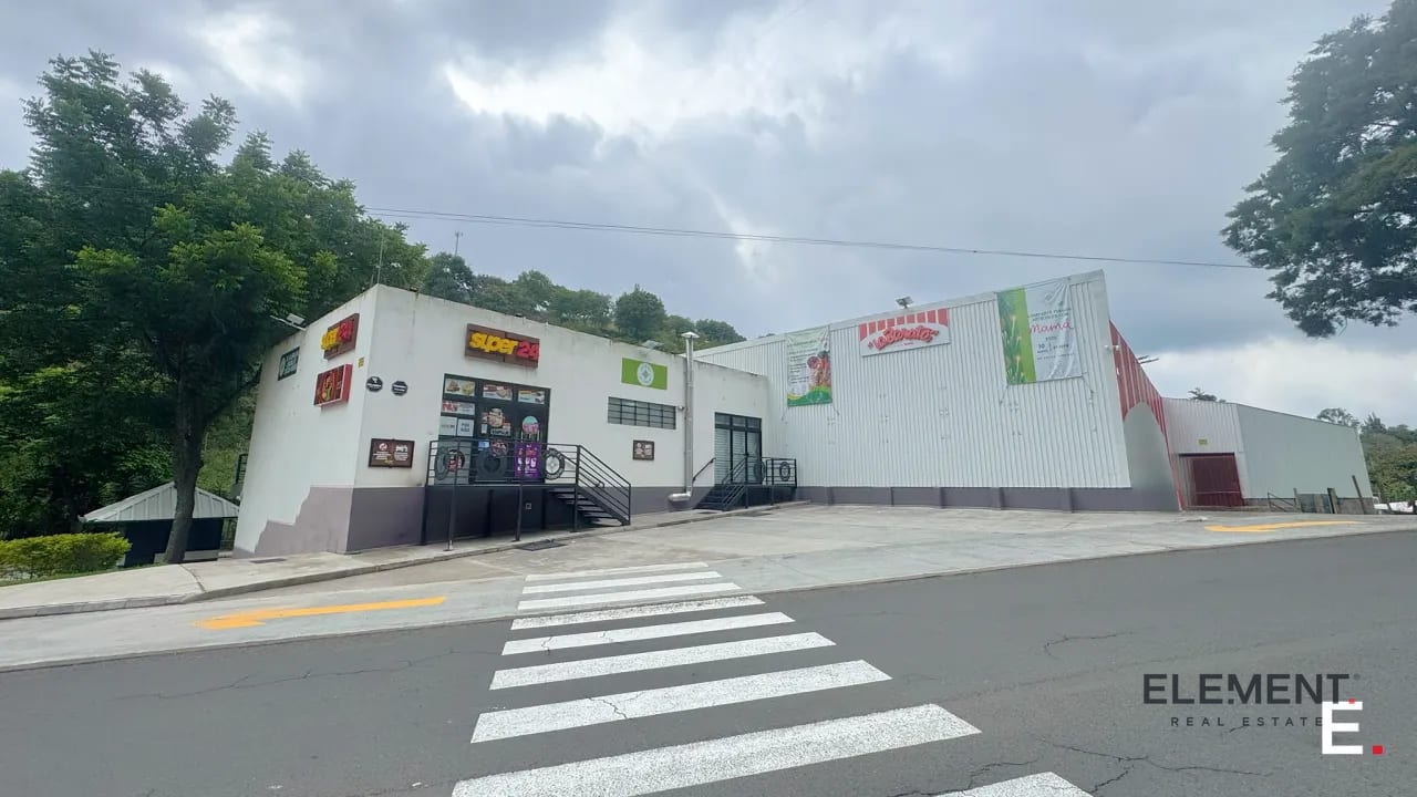 Locales en renta - Plaza Comercial Paseo Las Terrazas, San Cristóbal — Local en Alquiler en Zona 8 Mixco, Guatemala, Ciudad — foto 6 de 9