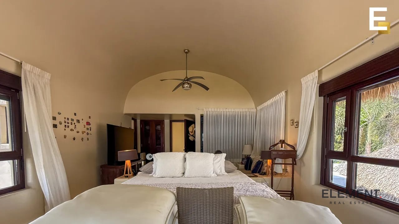 Mansión en venta - Frente al mar, Carretera a Monterrico — Casa en Venta en Monterrico, Santa Rosa — foto 3 de 16