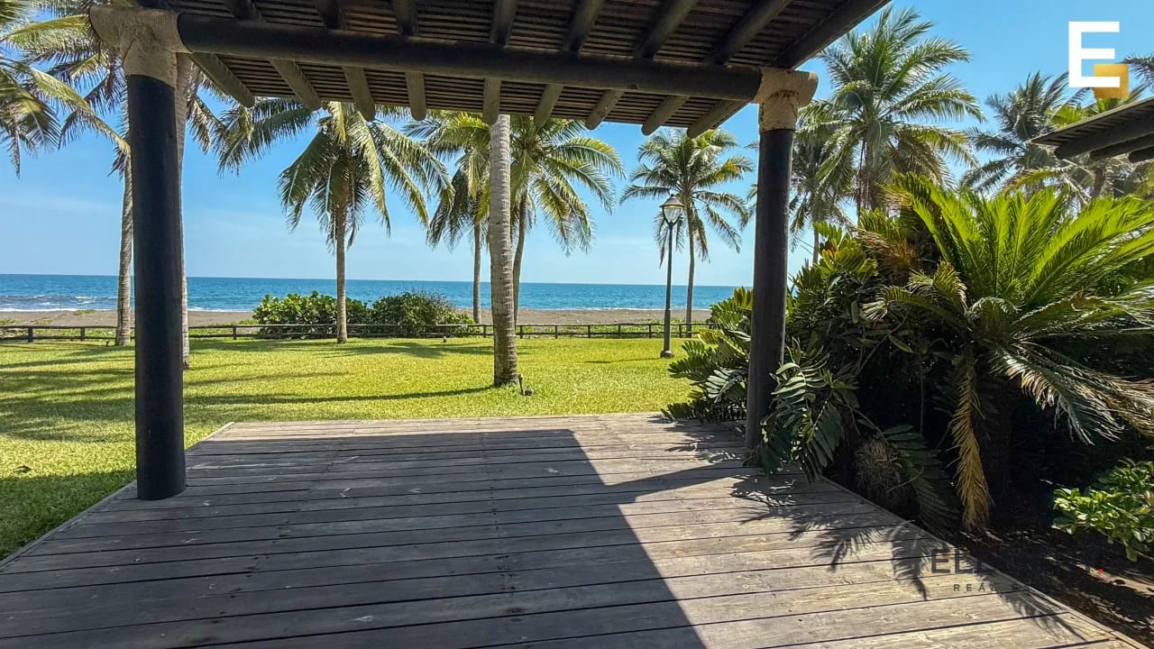 Mansión en venta - Frente al mar, Carretera a Monterrico — Casa en Venta en Monterrico, Santa Rosa — foto 4 de 16