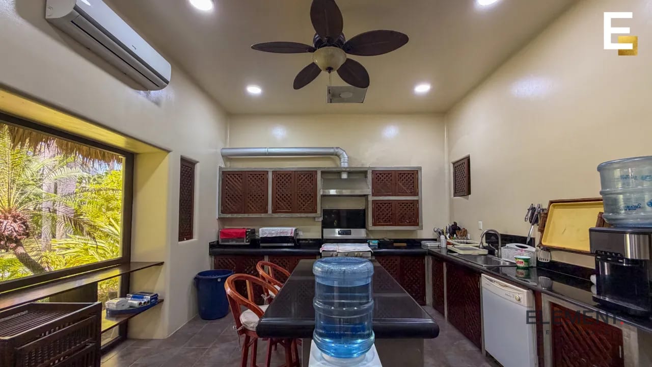 Mansión en venta - Frente al mar, Carretera a Monterrico — Casa en Venta en Monterrico, Santa Rosa — foto 15 de 16