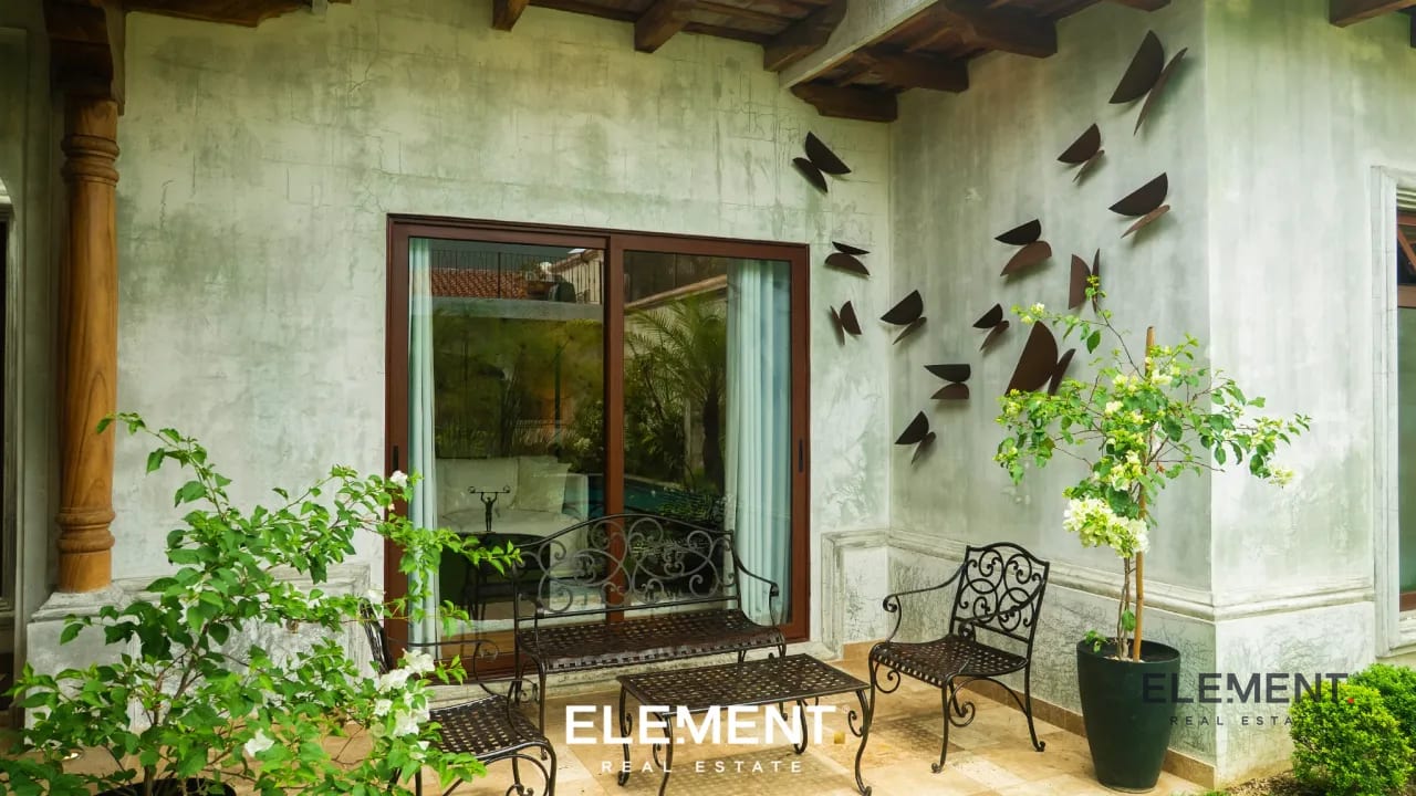 Residencia en venta - Santa Catalina de Siena, Los Santos de Paseo — Casa en Venta en Antigua, Sacatepéquez — foto 13 de 17