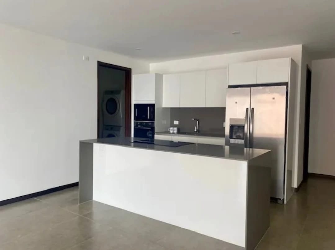 Albero San Lazaro zona 15, Apartamento en venta y renta - Image 1
