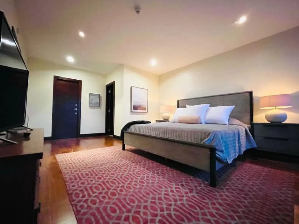 Apartamento amueblado en renta, Tiffany Cañada zona 14 — Apartamento en Alquiler en Tiffany Cañada, Zona 14, Guatemala, Ciudad — foto 6 de 10