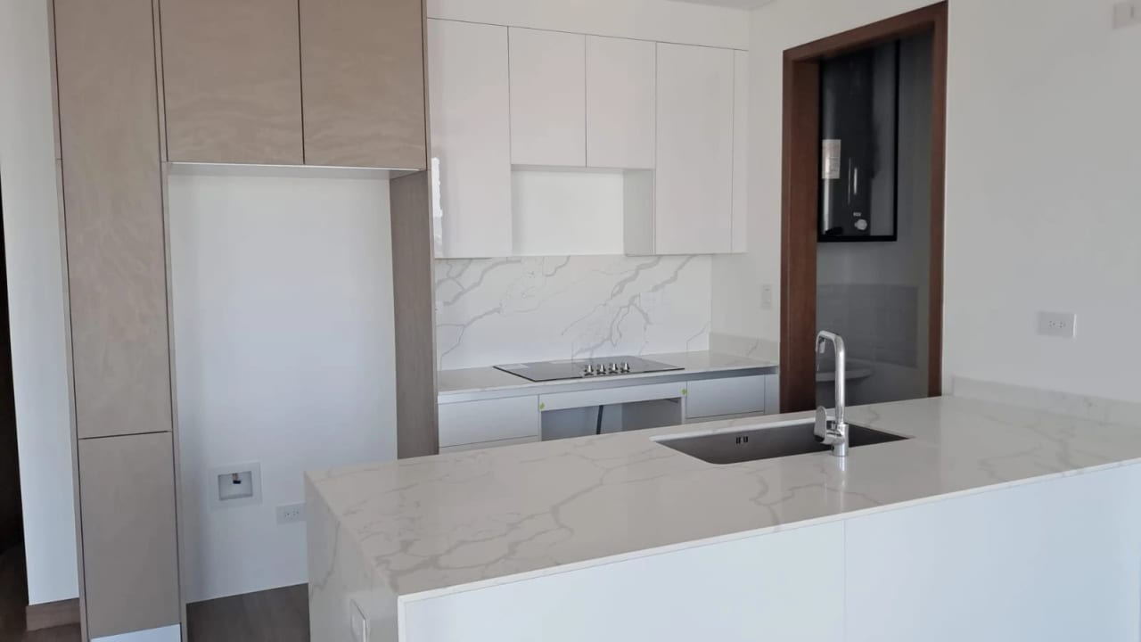 Ferre Diez, Apartamento en renta zona 10 — Apartamento en Alquiler en Ferré Diez, Zona 10, Guatemala, Ciudad — foto 4 de 13