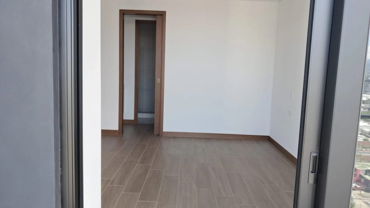 Ferre Diez, Apartamento en renta zona 10 — Apartamento en Alquiler en Ferré Diez, Zona 10, Guatemala, Ciudad — foto 8 de 13