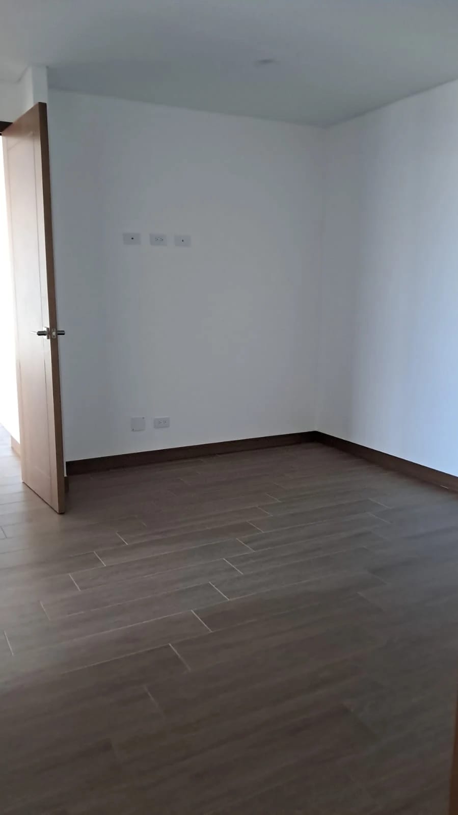 Ferre Diez, Apartamento en renta zona 10 — Apartamento en Alquiler en Ferré Diez, Zona 10, Guatemala, Ciudad — foto 10 de 13