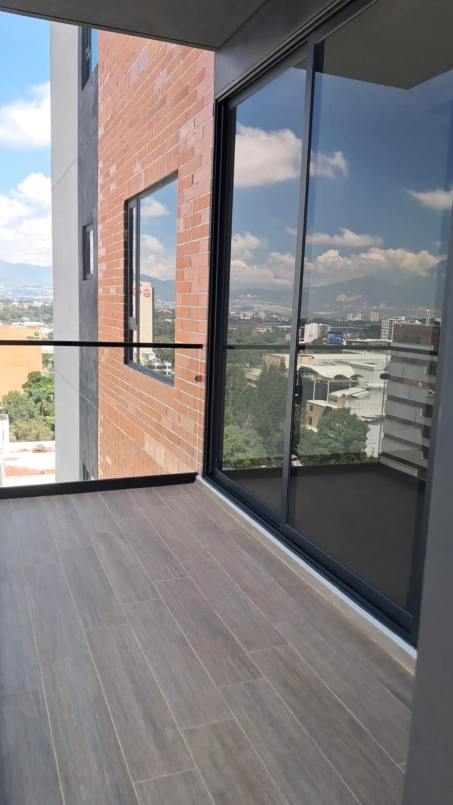 Ferre Diez, Apartamento en renta zona 10 — Apartamento en Alquiler en Ferré Diez, Zona 10, Guatemala, Ciudad — foto 13 de 13